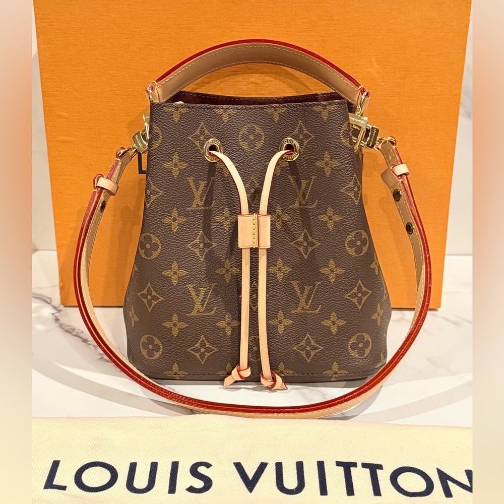 Louis Vuitton Neonoe BB